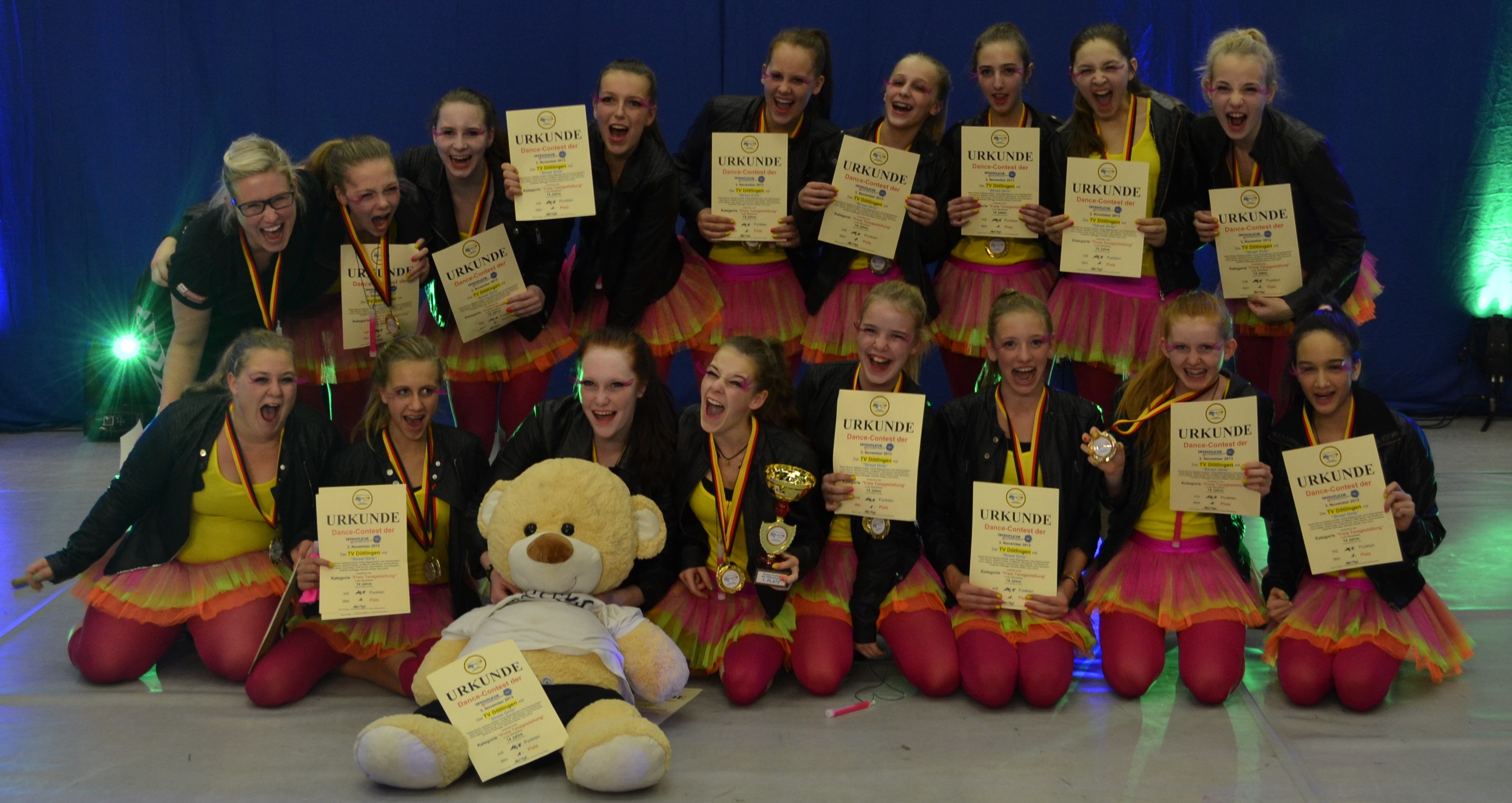 11. Dance-Contest Oldenburg 2013 (Street Girls Platz 1)
